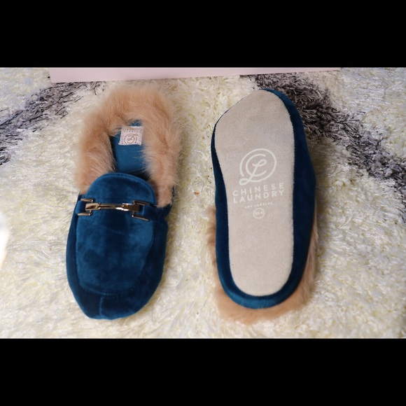 Blue - Picture 7 of 8